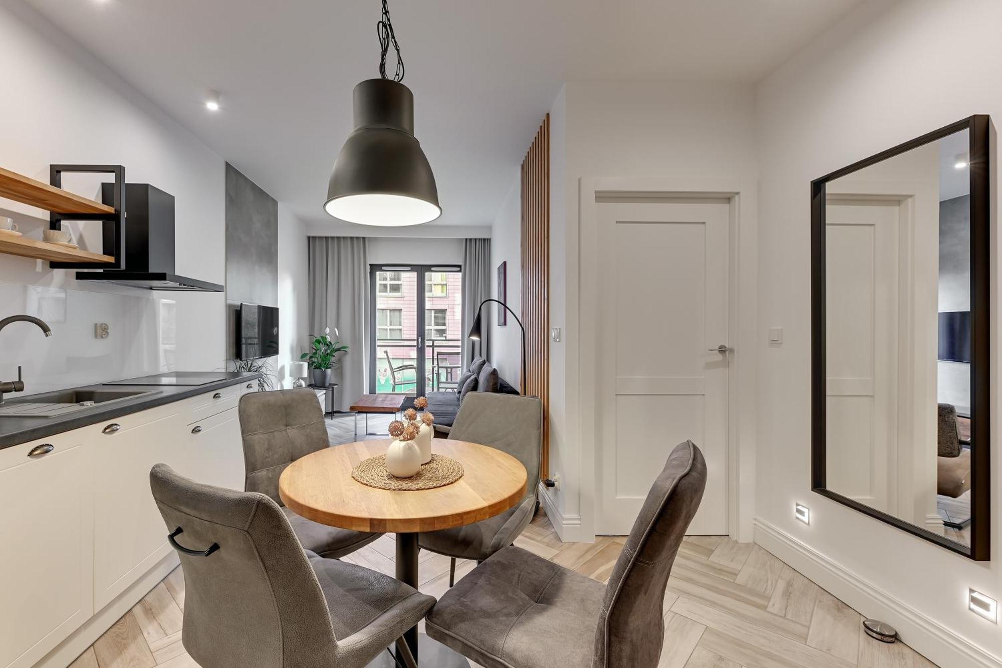 Aura III Apartments & Free Parking By Downtown Apartments Gdansk Room photo